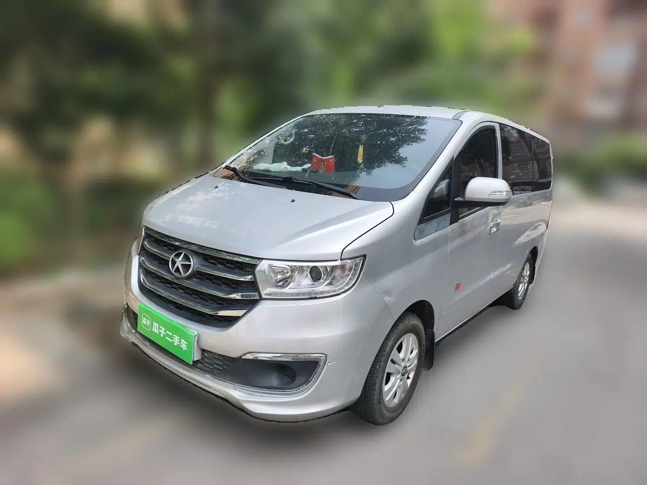 JAC Refine M3 2016 IKEA Edition 1.6L Luxury Model — миниатюра 1