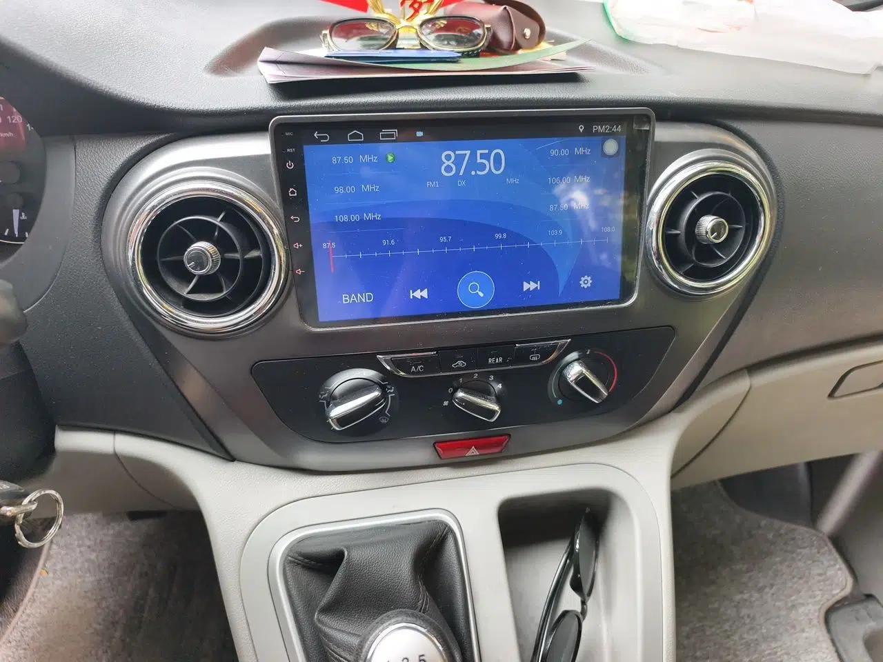 JAC Refine M3 2016 IKEA Edition 1.6L Luxury Model — миниатюра 13