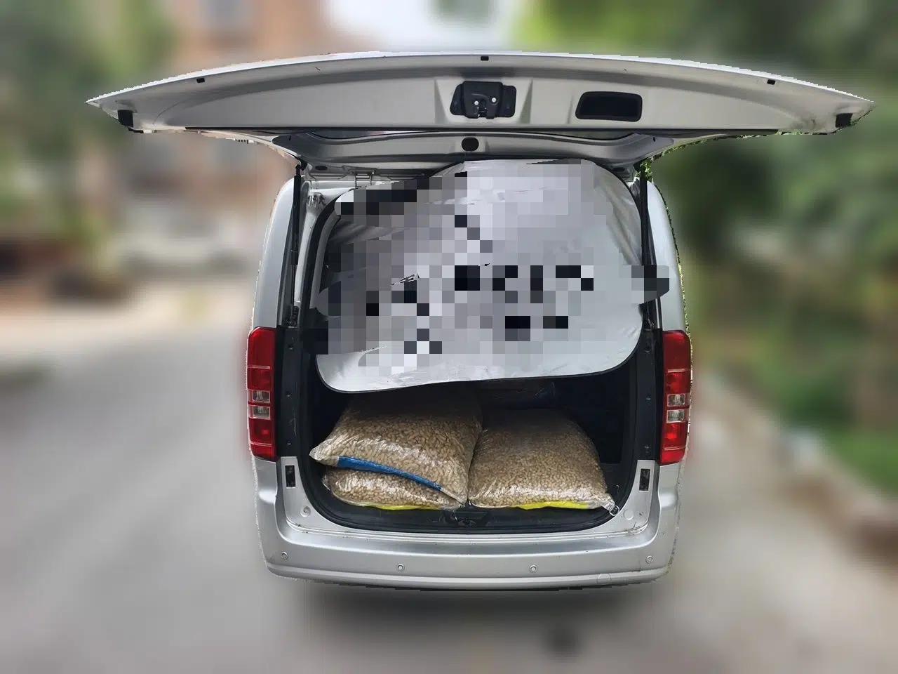 JAC Refine M3 2016 IKEA Edition 1.6L Luxury Model — миниатюра 19