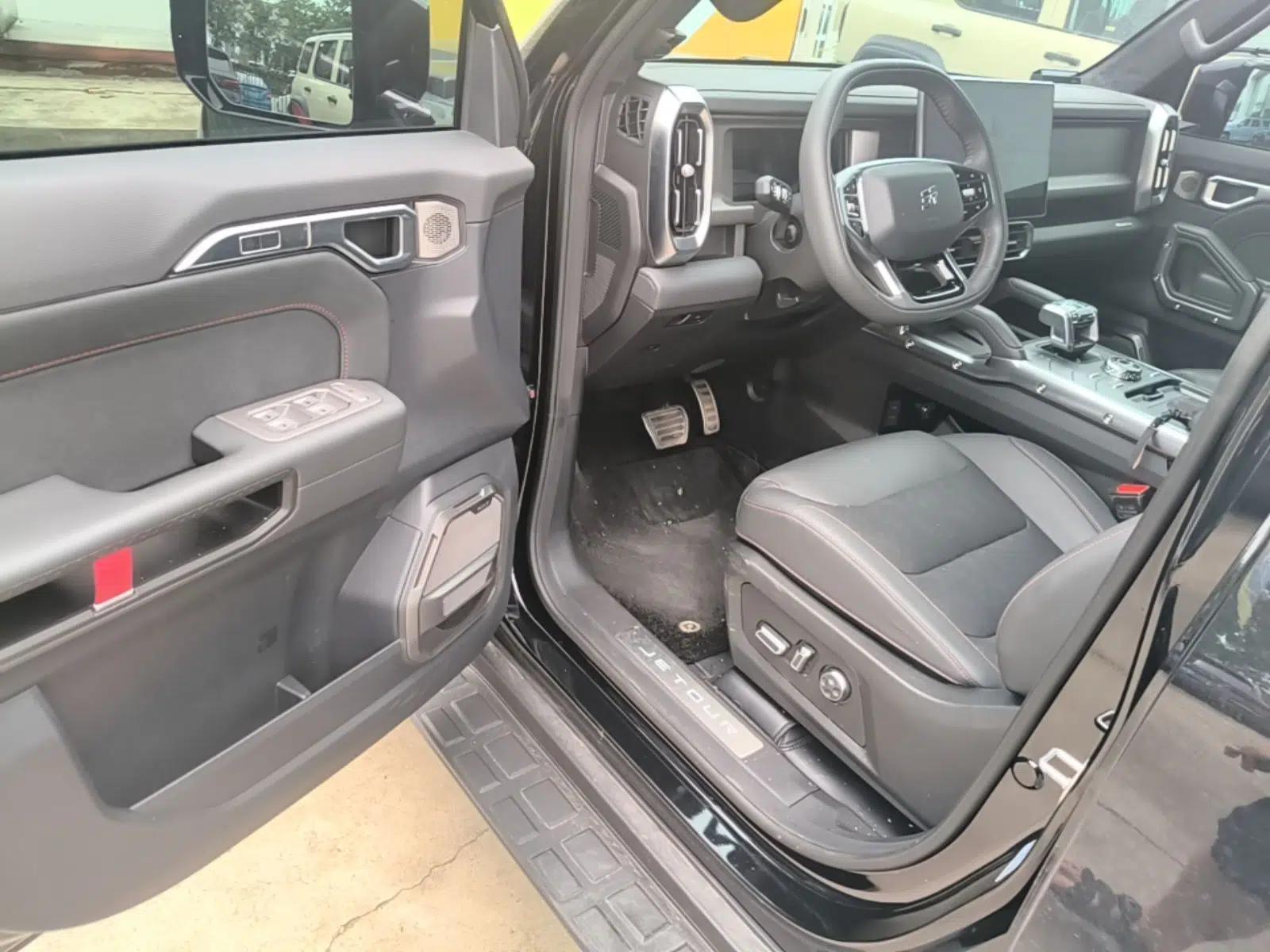 JETOUR Shanhai Traveler C-DM 2024 C-DM 208KM Mountain & Wilderness Edition — миниатюра 18