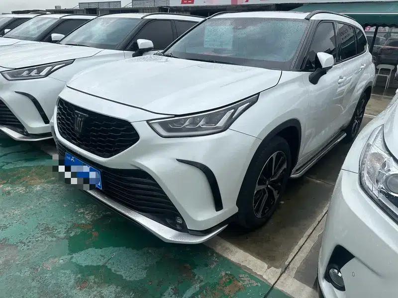 Crown Land Cruiser 2022 2.0T Automatic 4WD Supreme Edition — миниатюра 1