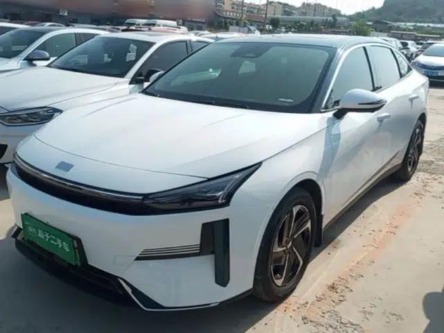 Geely Galaxy L6 2024 125km PLUS Dragon Edition