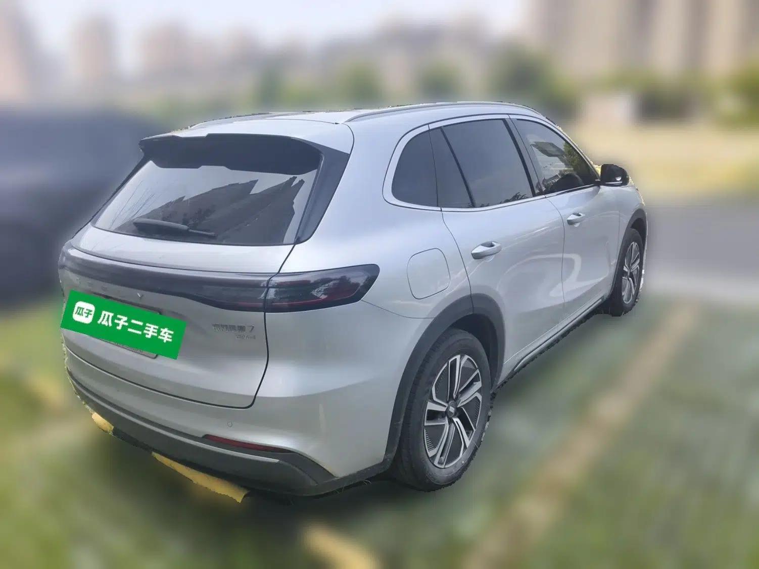 Geely Galaxy Xingjian 7 EM-i 2025 120km Launch+ Version — миниатюра 6