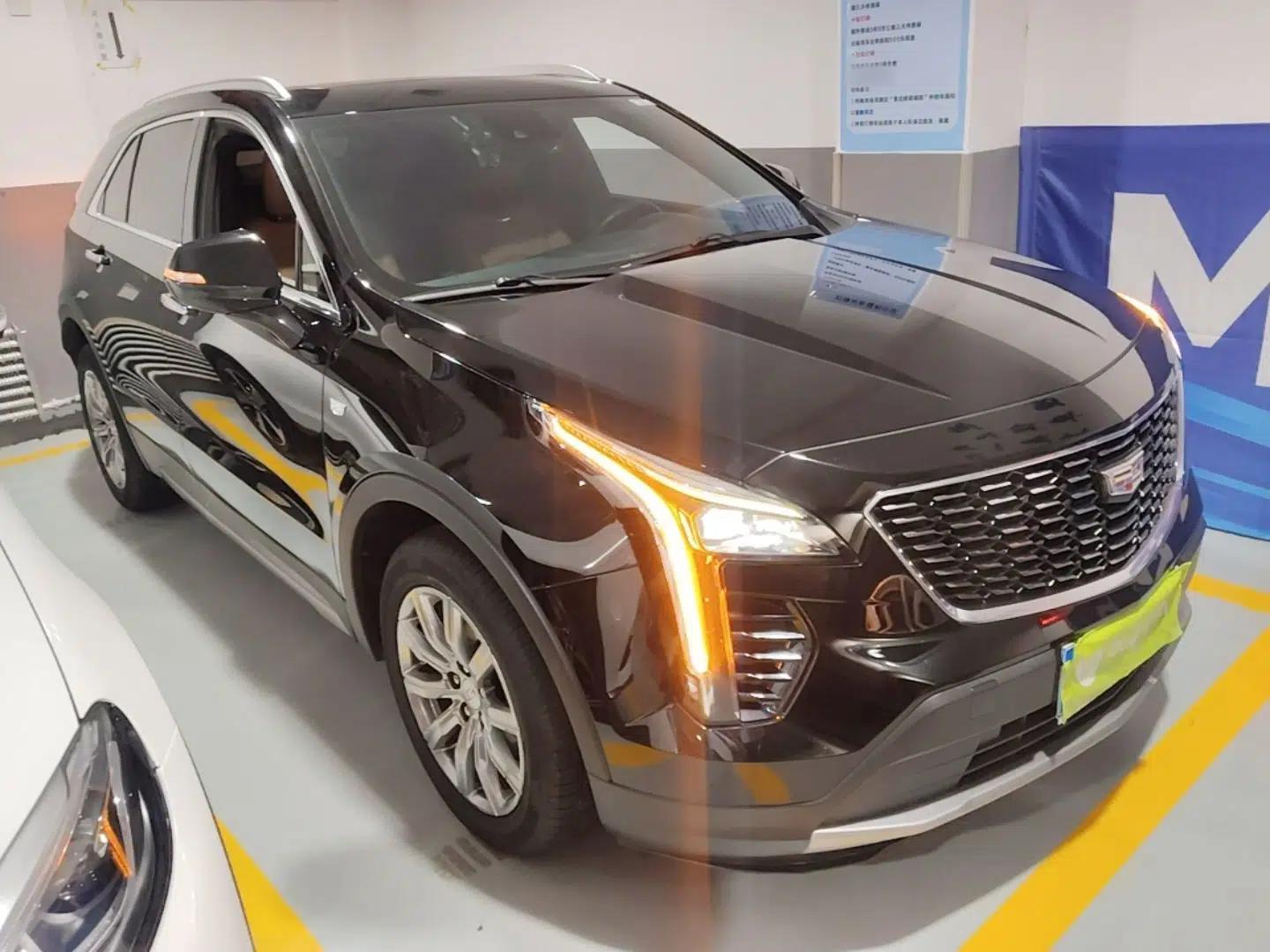 Cadillac XT4 2022 28T Two-Wheel Drive Prestige Version — миниатюра 3