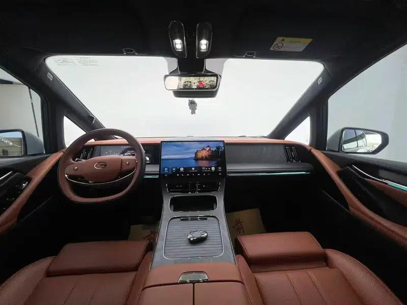 Trumpchi Aspiration M8 2025 Qiankun Ultra First Class — миниатюра 7