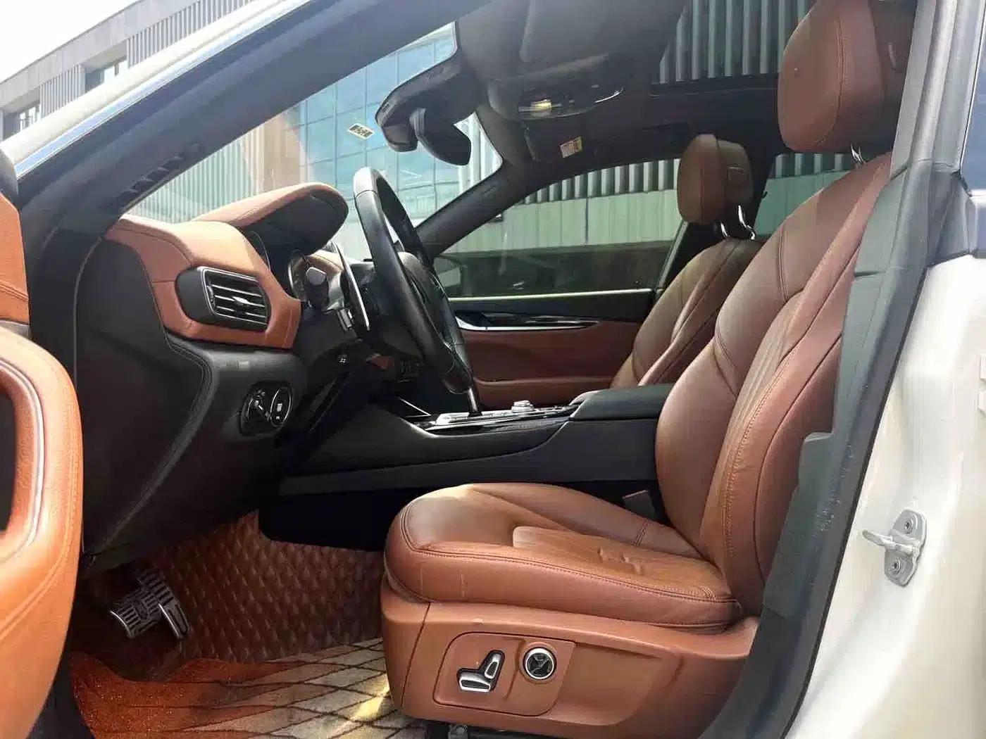 2021 Levante 3.0T Standard Edition — миниатюра 4
