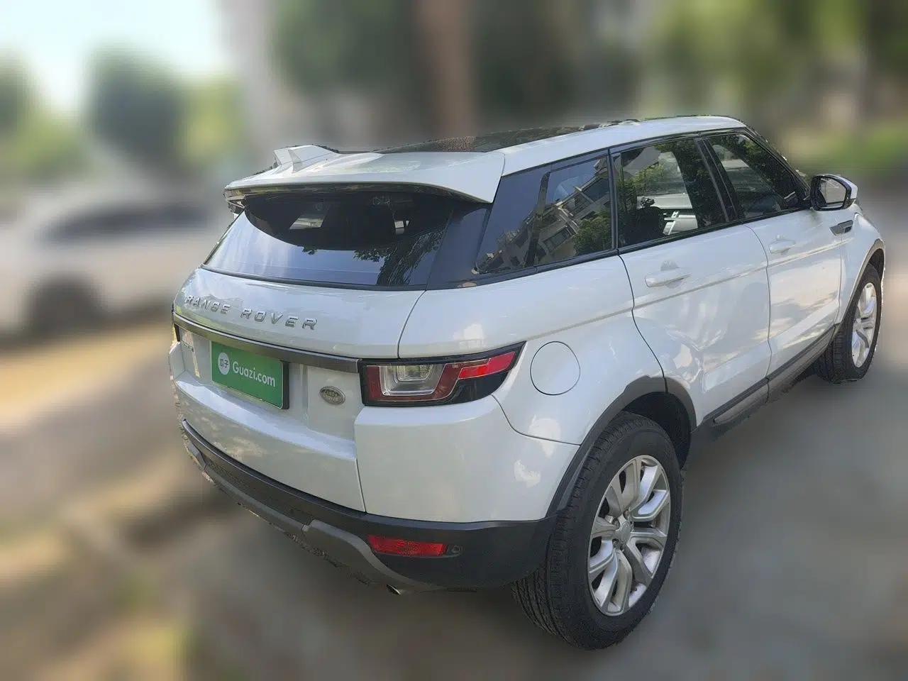 Land Rover Range Evoque 2018 240PS PURE Style Edition — миниатюра 6