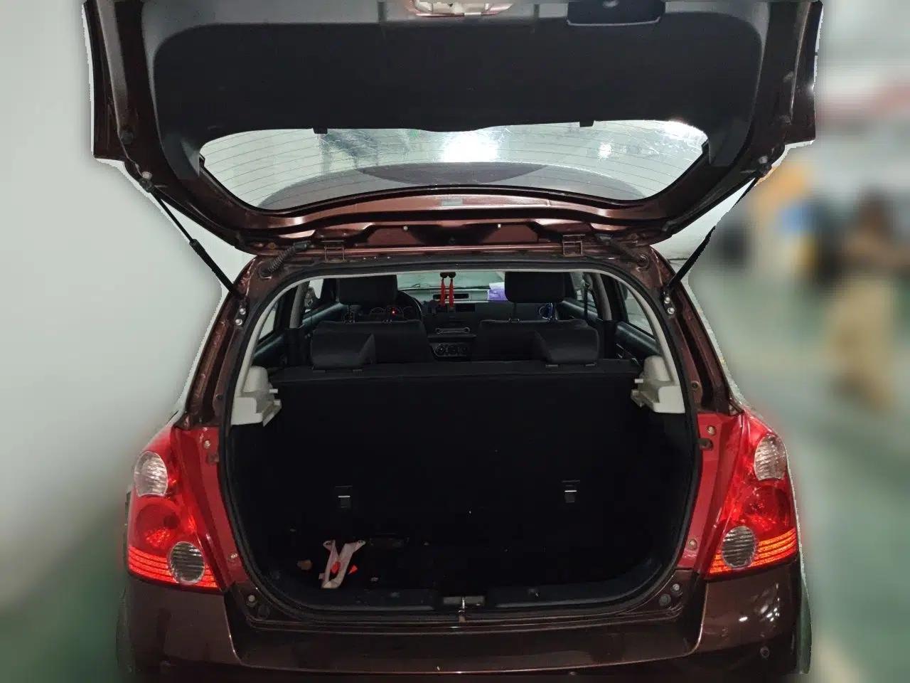 Suzuki Swift 2013 1.5L Automatic Standard Edition — миниатюра 19