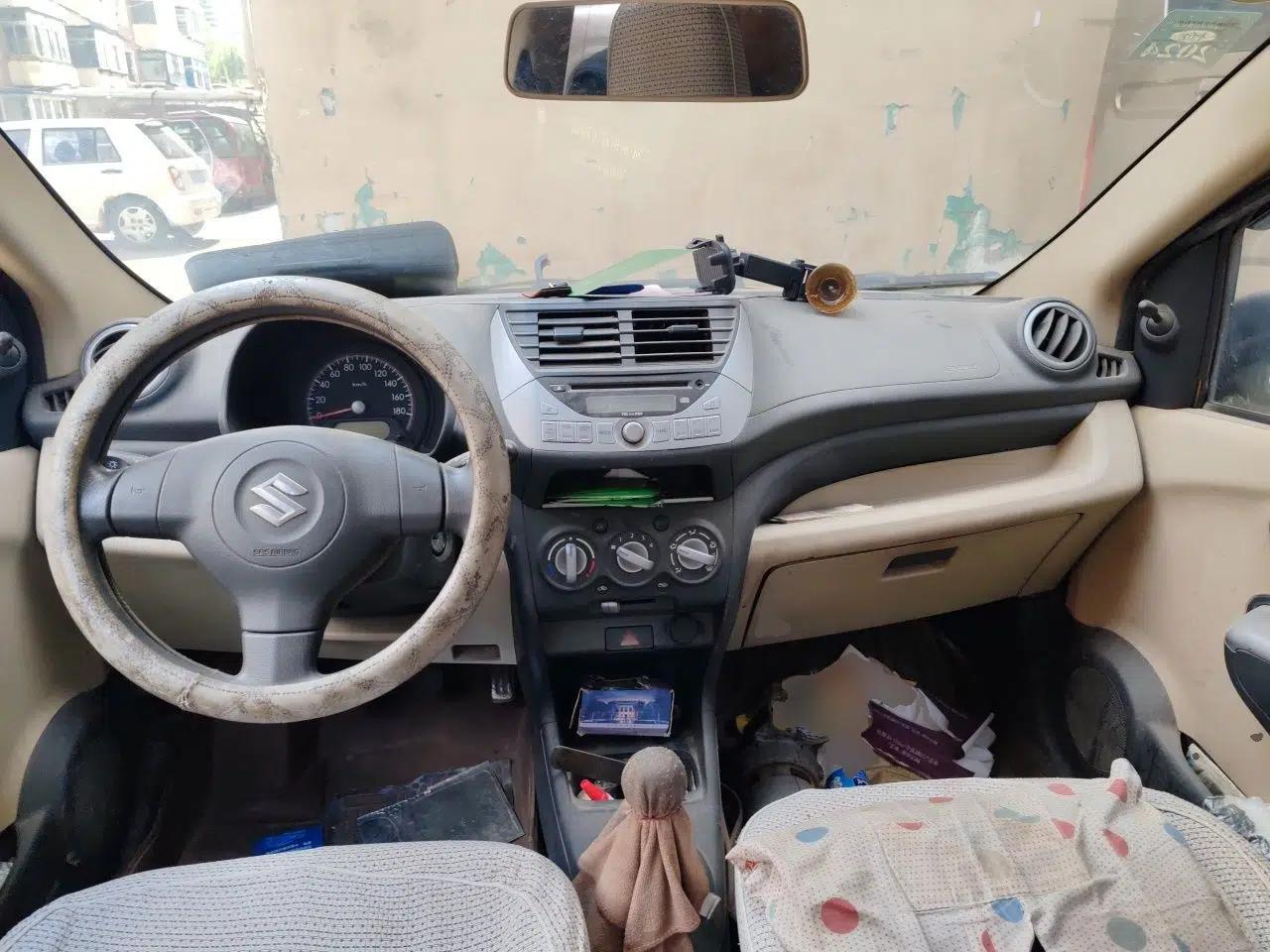 Suzuki Alto 2013 1.0L Manual Comfort Version — миниатюра 9