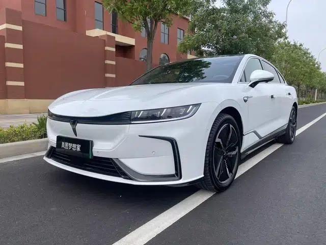 Voyah Chase EV 2023 580km Standard Range Version