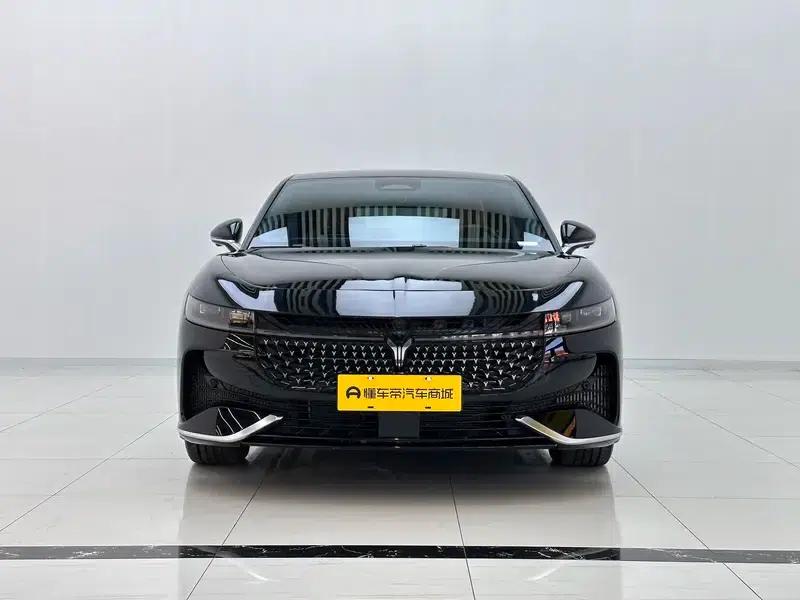 Voyah Chase PHEV 2024 Extended Range AWD Executive Edition — миниатюра 2