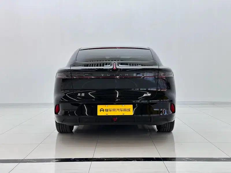 Voyah Chase PHEV 2024 Extended Range AWD Executive Edition — миниатюра 6