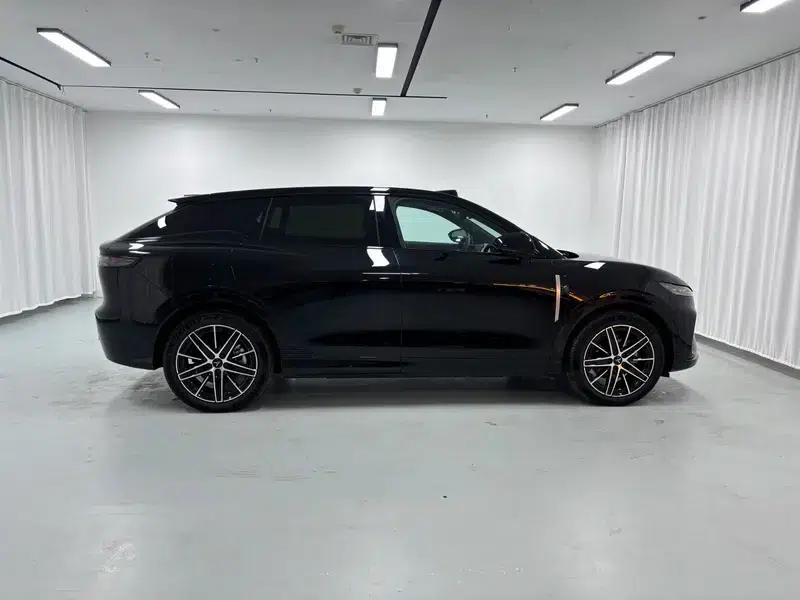 Voyah 2025 Four-Wheel Drive Qiankun Edition — миниатюра 8