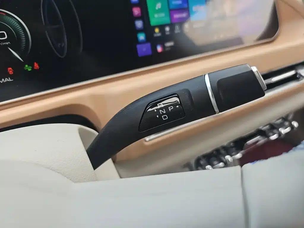 ORA Good Cat 2024 Model 401km Luxury — миниатюра 14