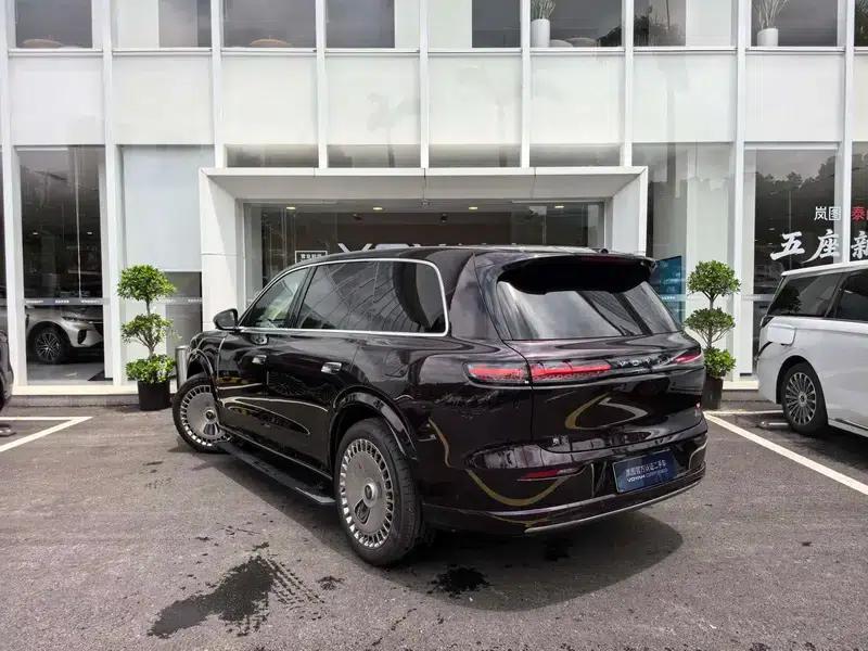 Voyah Taishan PHEV 2026 Max+ Edition — миниатюра 5
