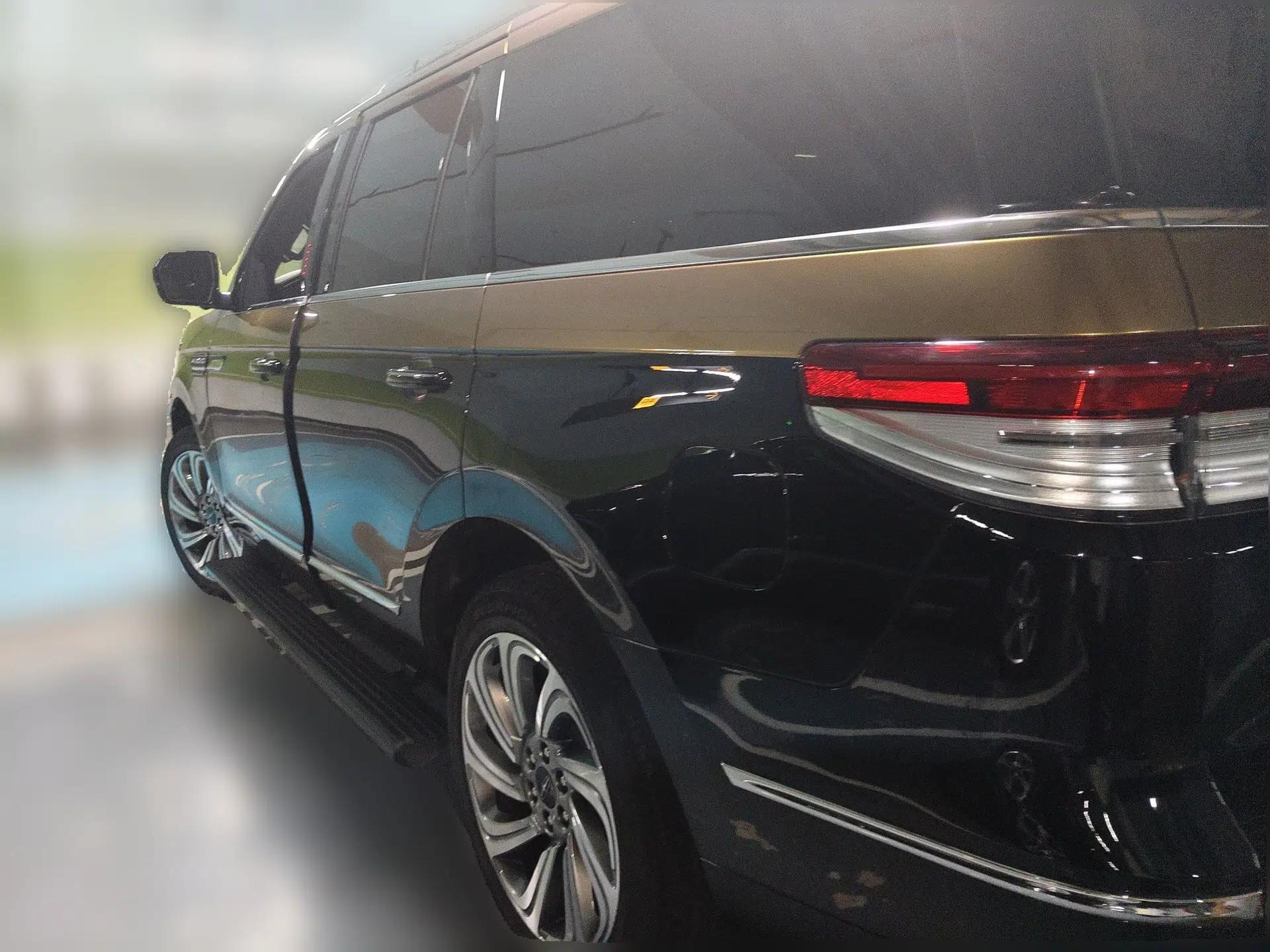 Lincoln Navigator 2022 3.5T Prestige Edition — миниатюра 4