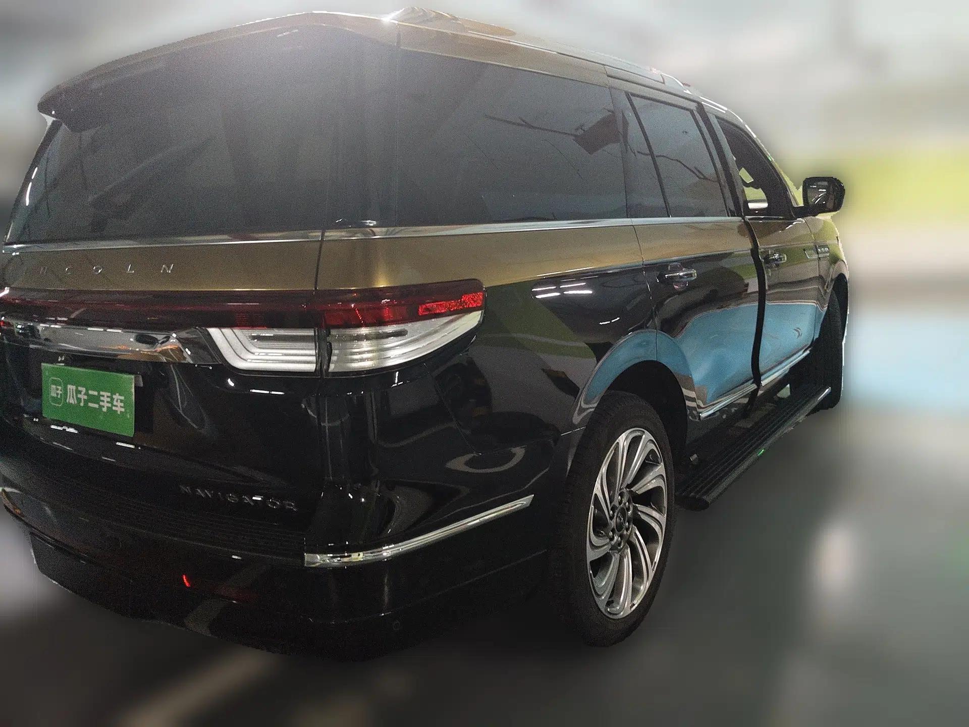 Lincoln Navigator 2022 3.5T Prestige Edition — миниатюра 6