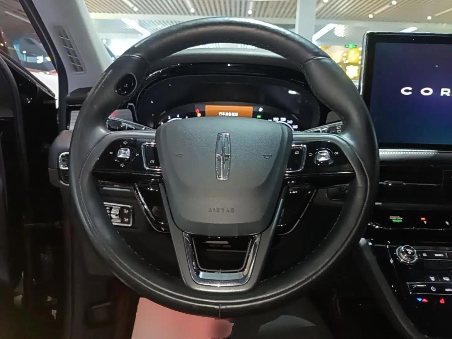 Lincoln Corsair 2021 2.0T Two-Wheel Drive Deluxe Edition — миниатюра 13