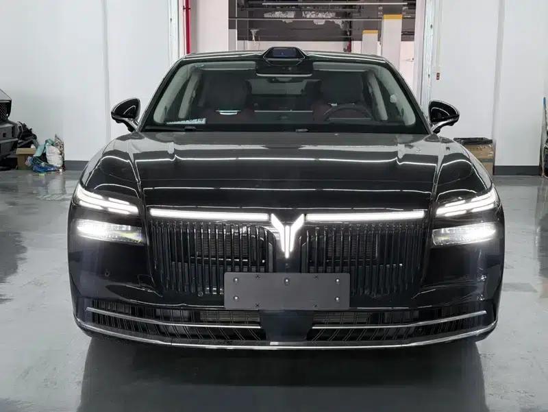Voyah Chasing Light L 2026 All-Wheel Drive Ultra — миниатюра 2