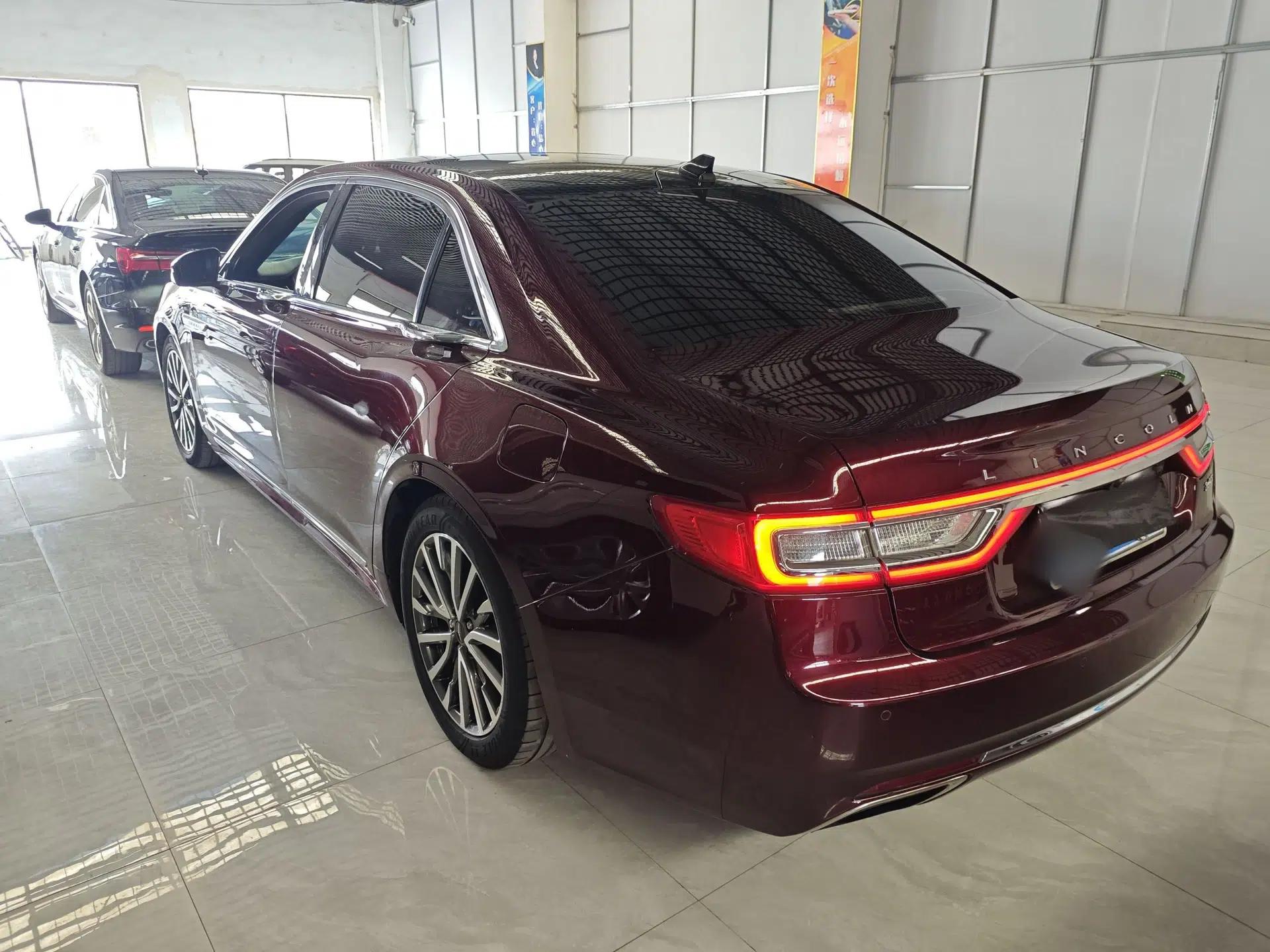 Lincoln Continental 2018 2.0T Two-Wheel Drive Luxury Edition — миниатюра 4