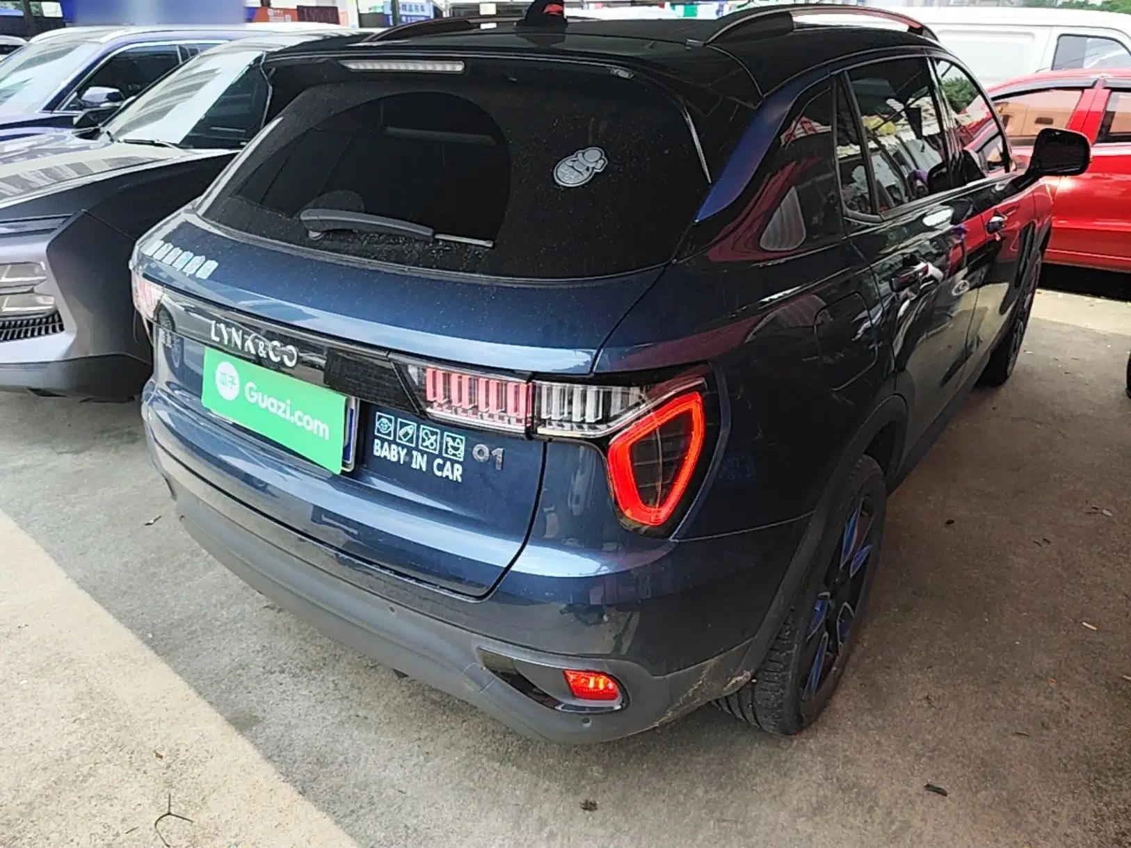 Lynk & Co 01 2017 2.0T Two-Wheel Drive Zhaopu Version — миниатюра 6