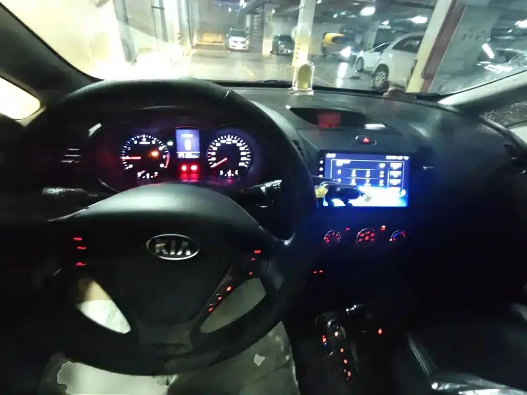 Kia K3 2013 1.6L Automatic GLS — миниатюра 6