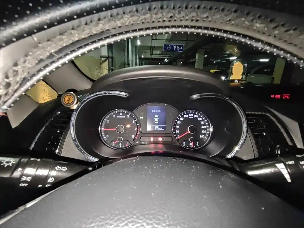 Kia K3 2013 1.6L Automatic GLS — миниатюра 8