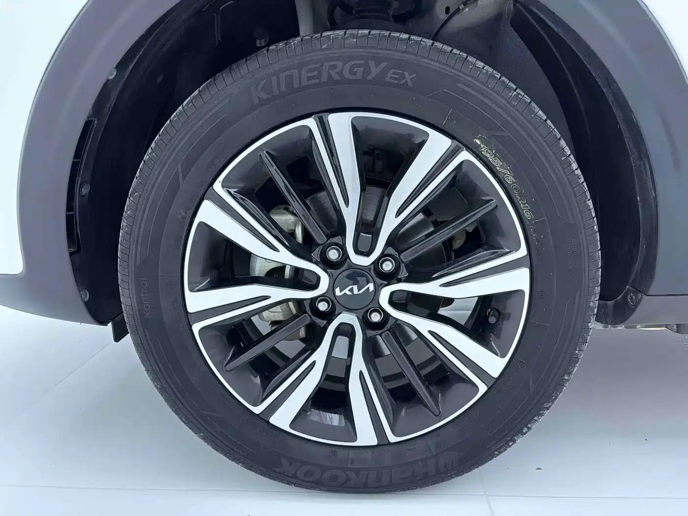 Kia K3 2021 1.4L CVT Enjoy Sunroof Edition — миниатюра 15