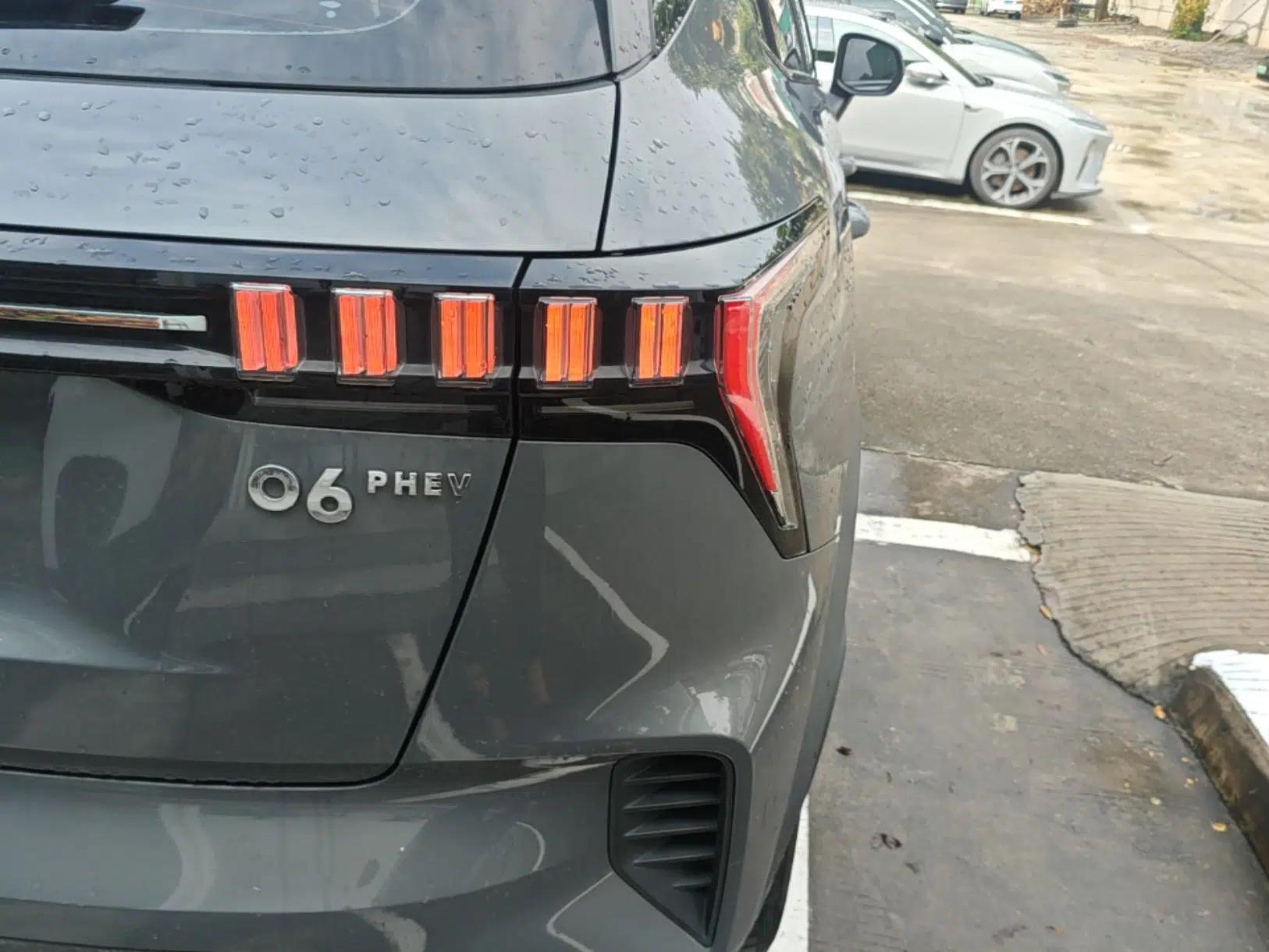 Lynk & Co 06 EM-P 2022 PHEV 84 km Range Pro Version — миниатюра 9
