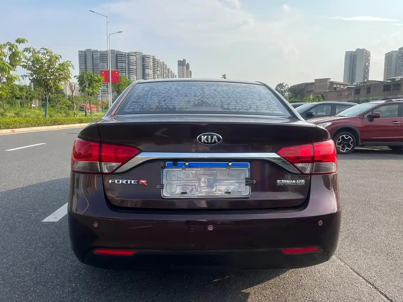 2014 Forte 1.6L AT GL — миниатюра 4
