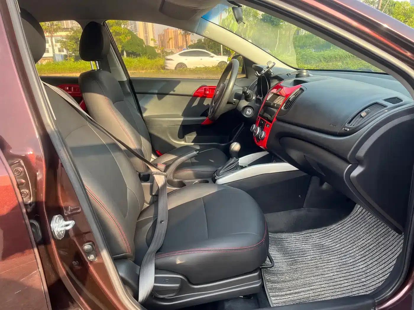 2014 Forte 1.6L AT GL — миниатюра 10