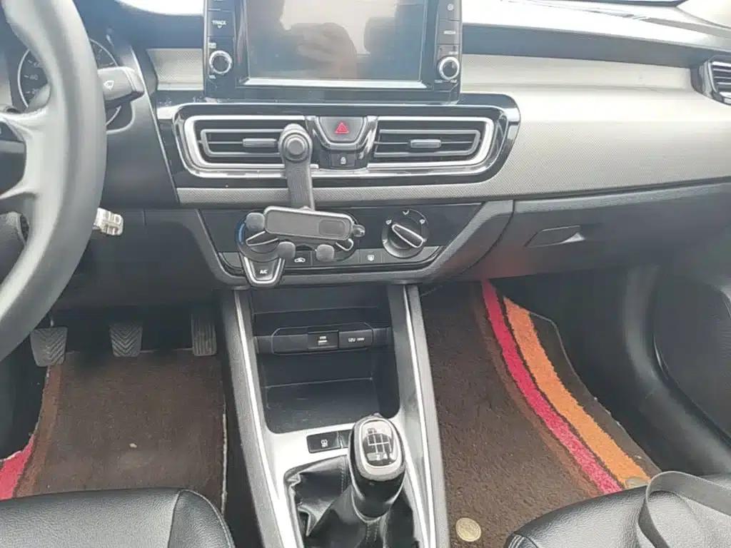 2018 Kia Forte 1.6L Manual Smart Sunroof Edition Value — миниатюра 13
