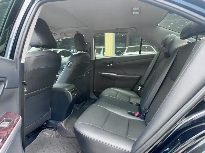 2015 Camry 2.5G Luxury Navigation Edition — миниатюра 9