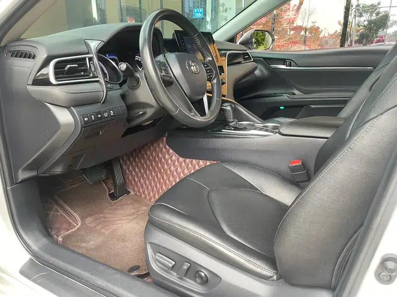 Camry 2021 Hybrid 2.5HGVP Leading Edition — миниатюра 13