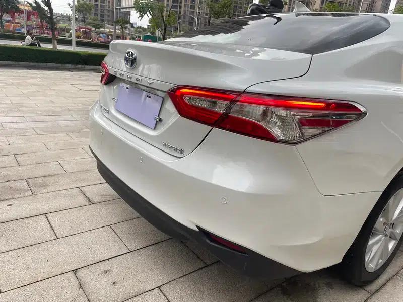 Camry 2021 Hybrid 2.5HGVP Leading Edition — миниатюра 8