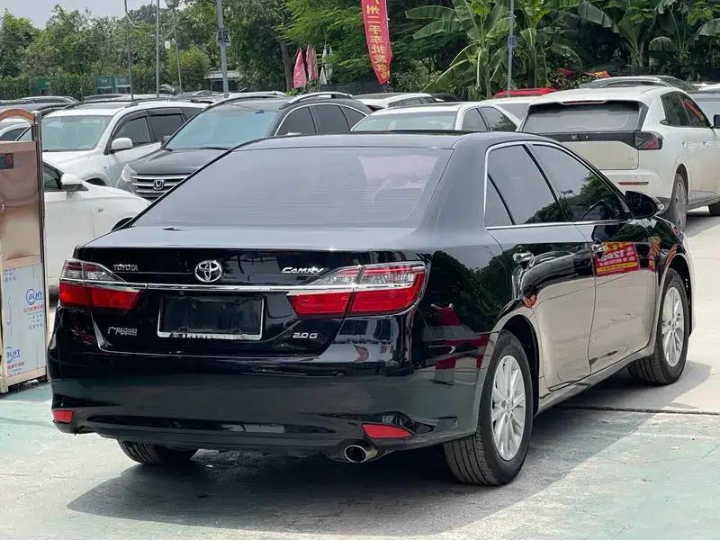 Camry 2016 2.0G 10th Anniversary Leading Edition — миниатюра 6