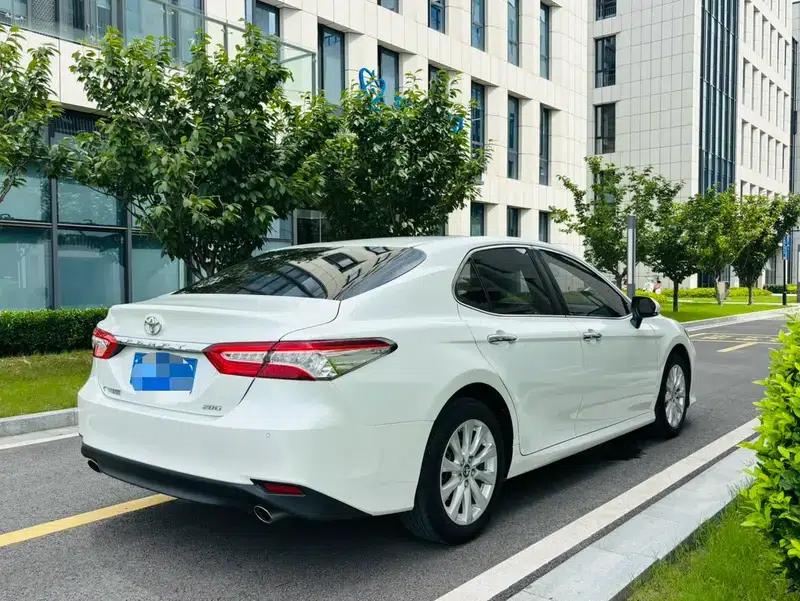 Camry 2019 Facelift 2.0G Luxury Edition — миниатюра 7