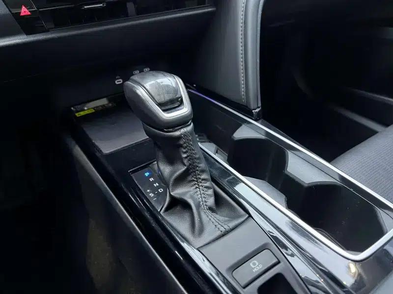 2024 Camry Hybrid 2.0HG Premium Edition — миниатюра 18