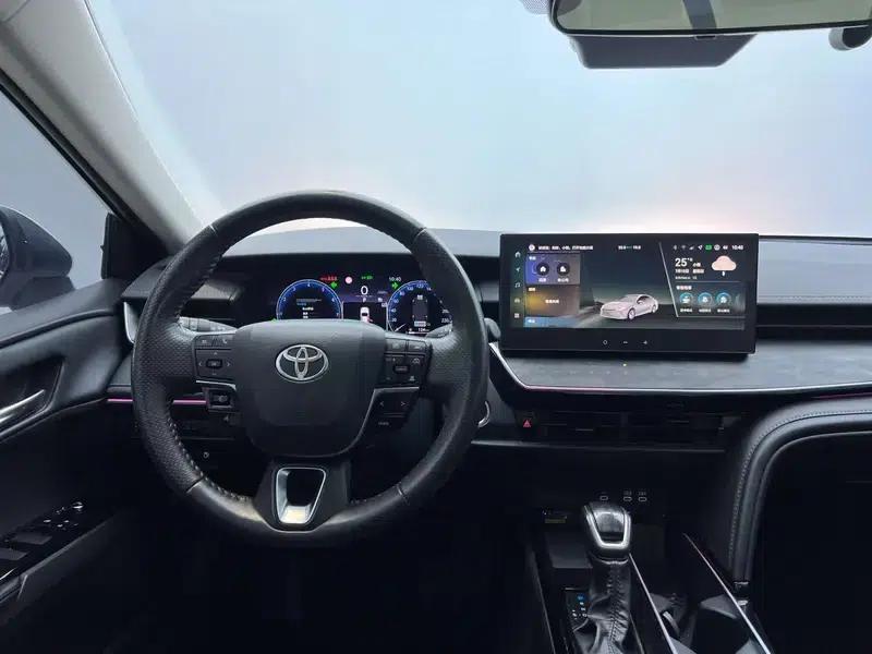 2024 Camry Hybrid 2.0HG Premium Edition — миниатюра 19