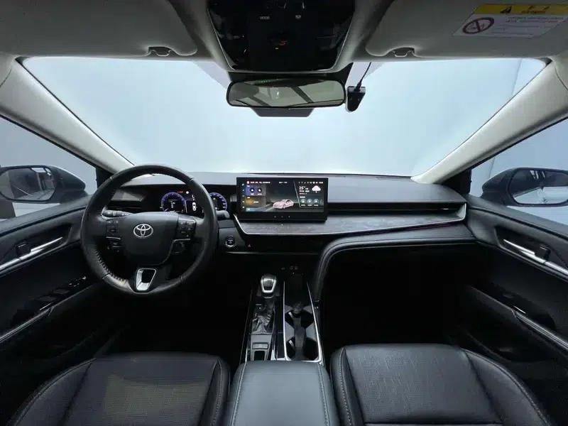 2024 Camry Hybrid 2.0HG Premium Edition — миниатюра 21
