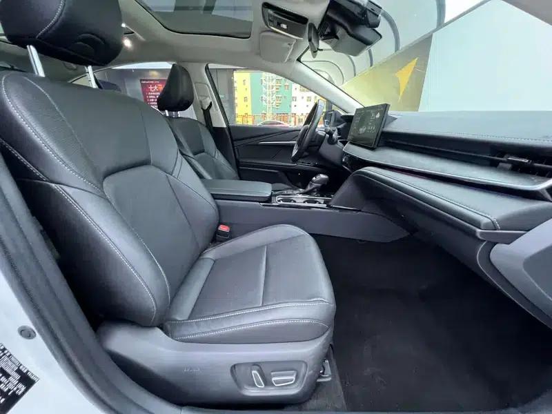 2024 Camry Hybrid 2.0HG Premium Edition — миниатюра 22