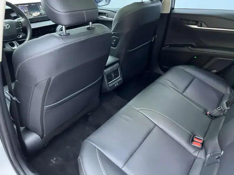 2024 Camry Hybrid 2.0HG Premium Edition — миниатюра 23