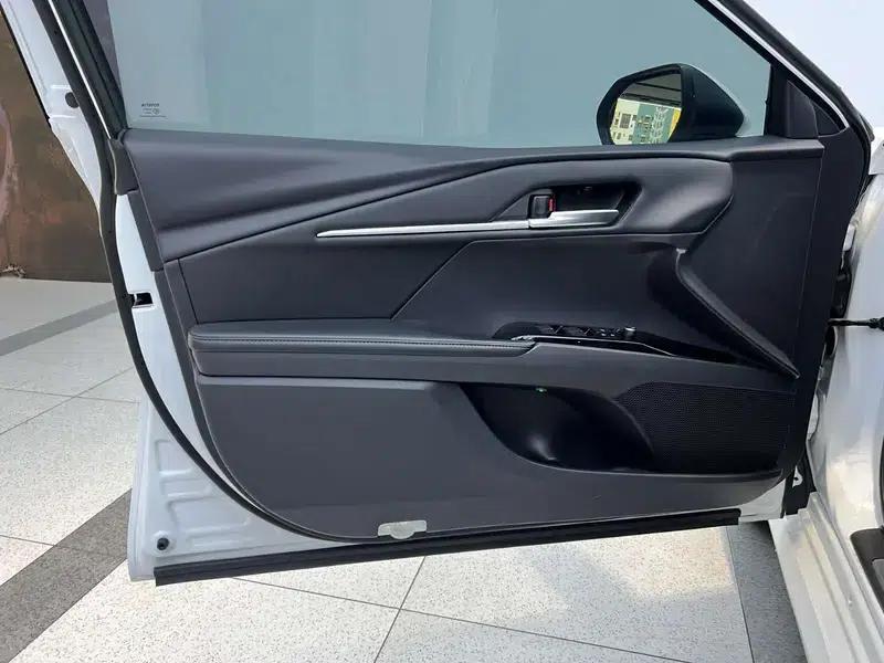 2024 Camry Hybrid 2.0HG Premium Edition — миниатюра 9