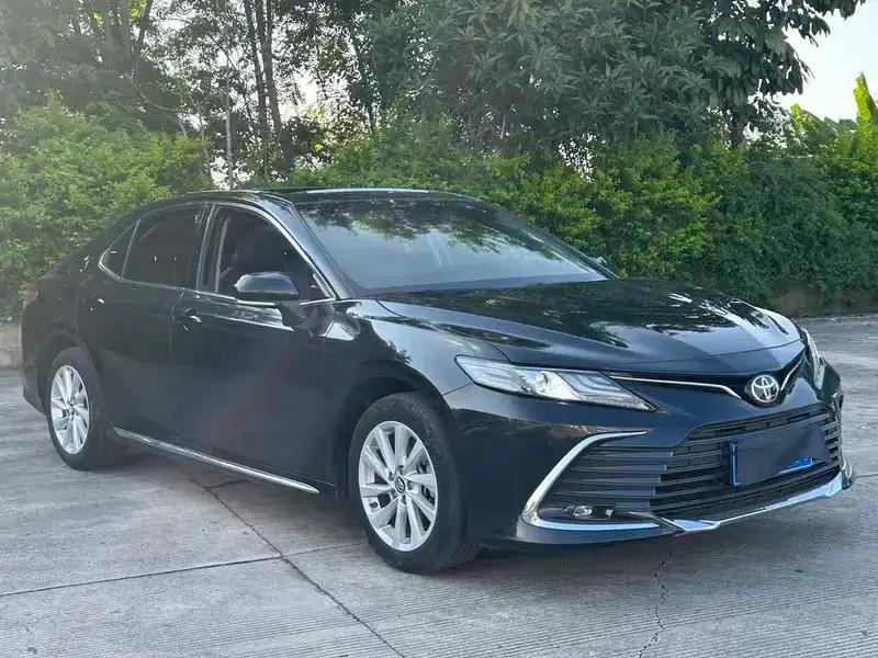2023 Camry 2.0G Luxury Edition — миниатюра 3