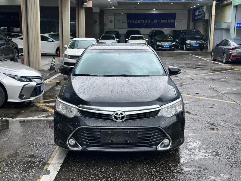 Camry 2016 2.0G 10th Anniversary Leading Edition — миниатюра 2
