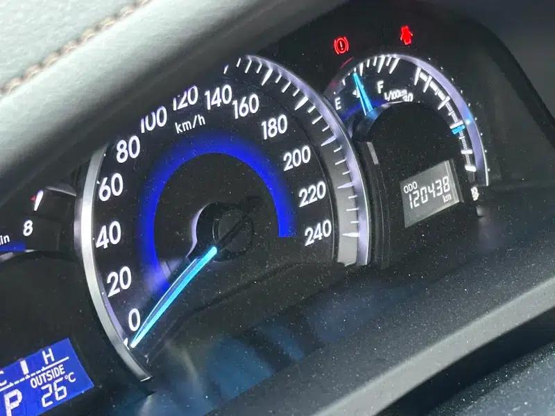 Camry 2016 2.0G 10th Anniversary Leading Edition — миниатюра 8