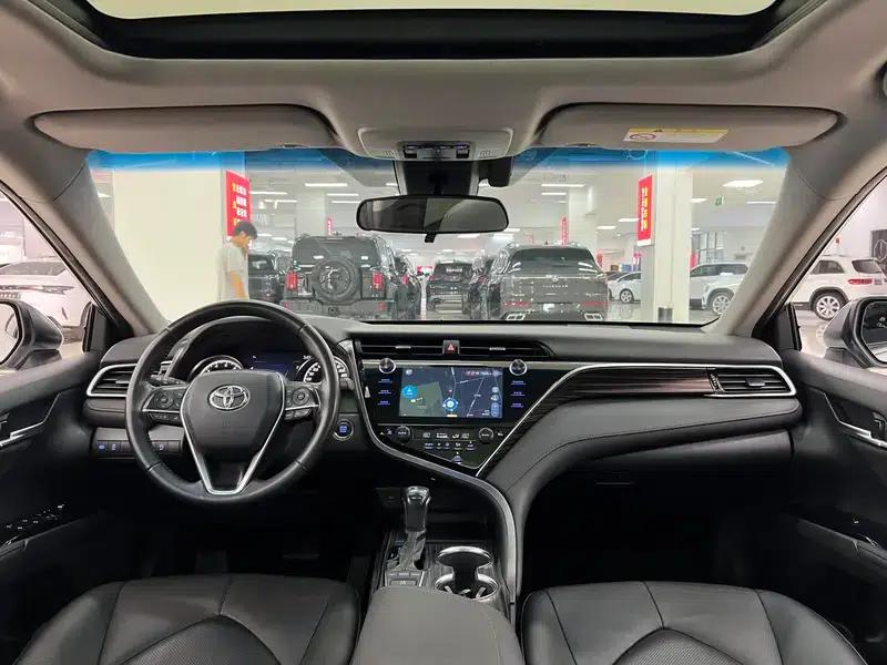 Camry 2019 Facelift 2.5G Luxury Edition — миниатюра 11