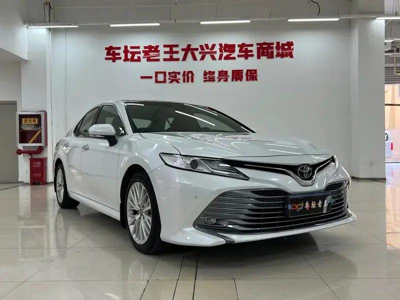 Camry 2019 Facelift 2.5G Luxury Edition — миниатюра 3