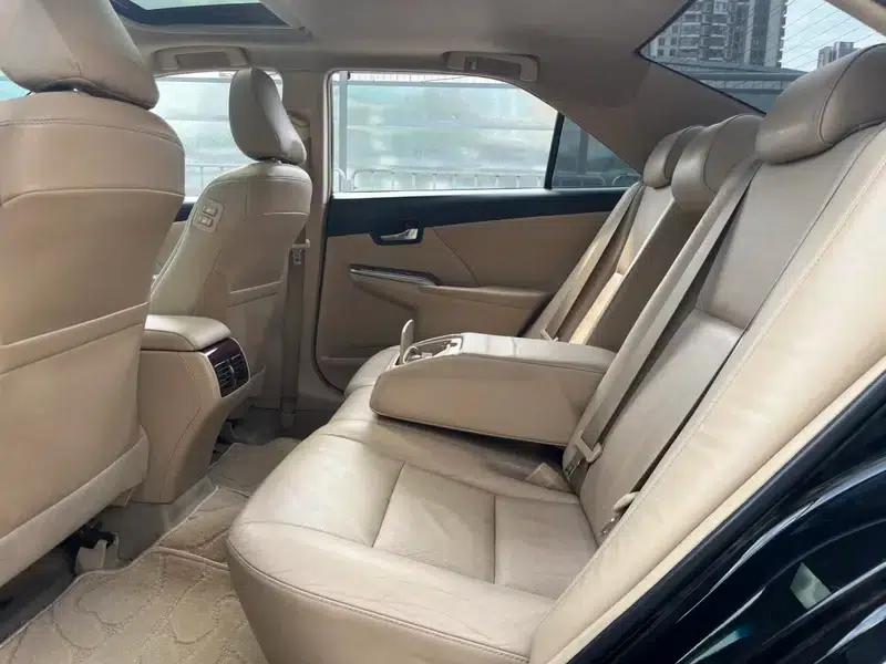 2012 Camry 2.5G Luxury Edition — миниатюра 12