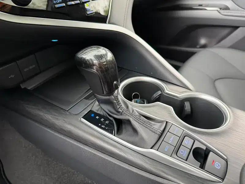 Camry 2021 Hybrid 2.5HG Luxury Edition — миниатюра 20